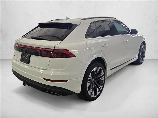 2025 Audi Q8 Premium 55 TFSI quattro