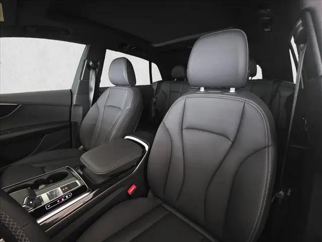 2025 Audi Q8 Premium 55 TFSI quattro