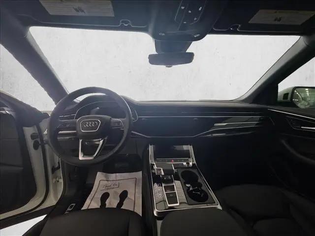 2025 Audi Q8 Premium 55 TFSI quattro