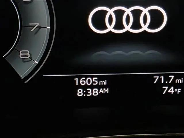2025 Audi Q8 Premium 55 TFSI quattro