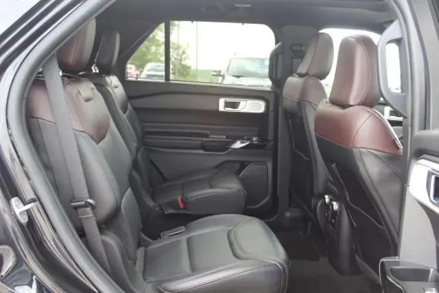 2022 Ford Explorer Platinum