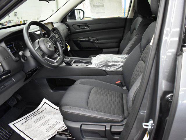 2025 Nissan Pathfinder S 4WD