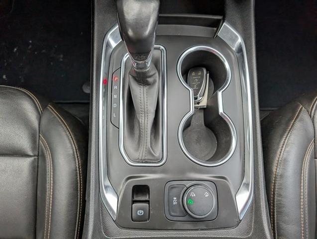 2021 Chevrolet Traverse AWD LT Leather