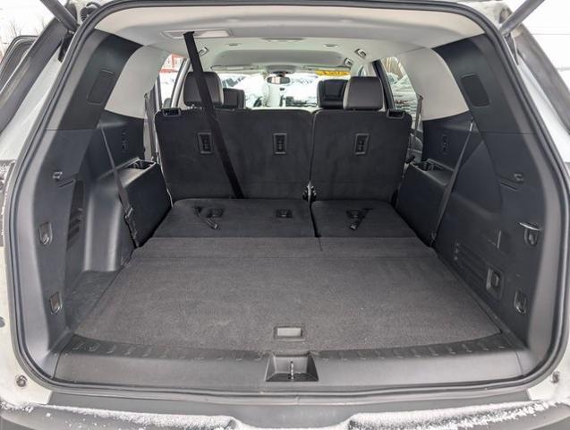 2021 Chevrolet Traverse AWD LT Leather