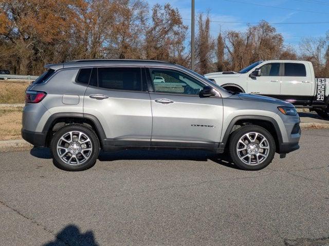 2022 Jeep Compass Latitude Lux 4x4