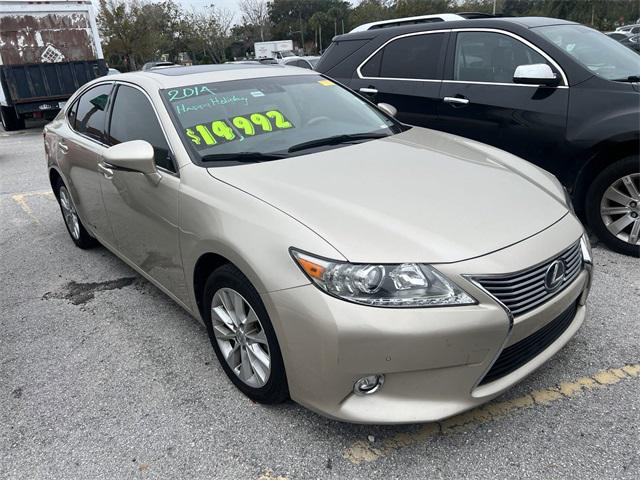 2014 Lexus ES 300h