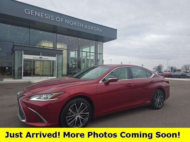 2022 Lexus ES 300h