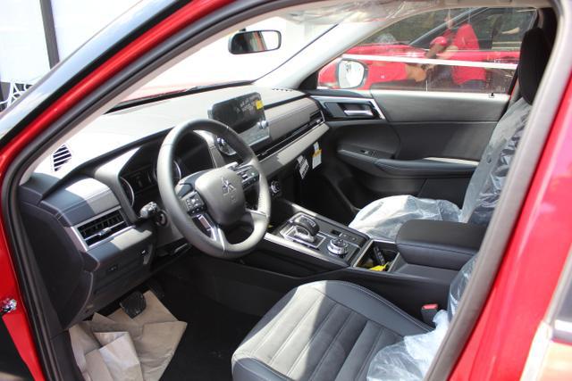 2024 Mitsubishi Outlander SE 2.5 S-AWC