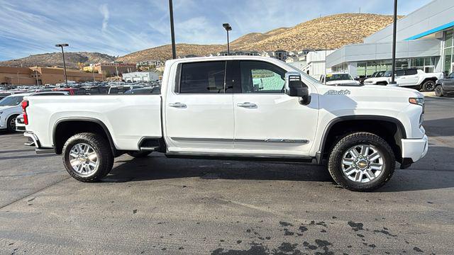 2025 Chevrolet Silverado 2500HD 4WD Crew Cab Long Bed High Country