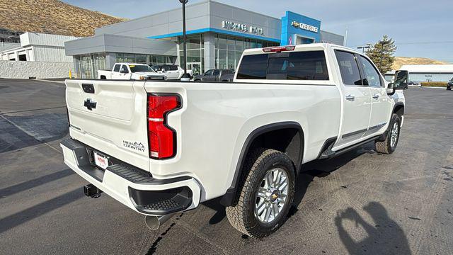 2025 Chevrolet Silverado 2500HD 4WD Crew Cab Long Bed High Country