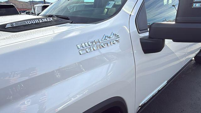 2025 Chevrolet Silverado 2500HD 4WD Crew Cab Long Bed High Country