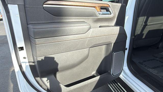 2025 Chevrolet Silverado 2500HD 4WD Crew Cab Long Bed High Country