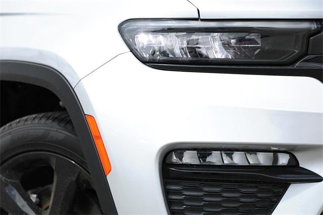 2025 Jeep Grand Cherokee GRAND CHEROKEE LIMITED 4X2