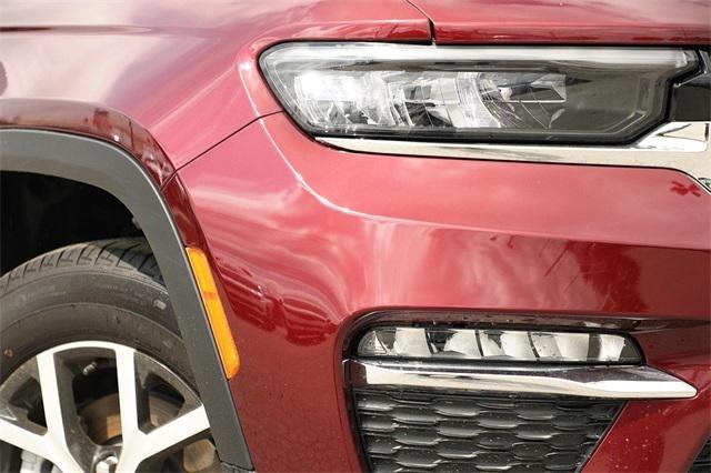 2025 Jeep Grand Cherokee GRAND CHEROKEE LIMITED 4X2