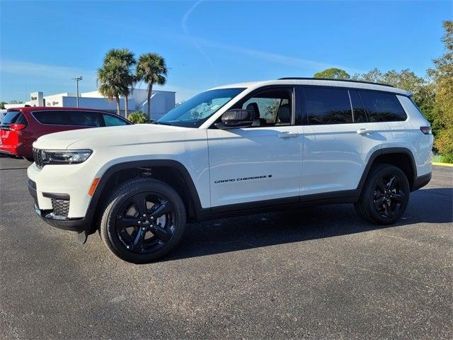 2025 Jeep Grand Cherokee GRAND CHEROKEE L ALTITUDE 4X2