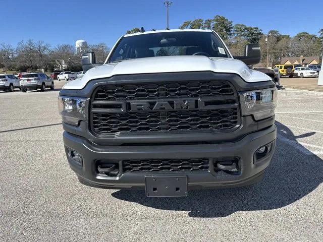 2024 RAM Ram 3500 Chassis Cab RAM 3500 TRADESMAN CREW CAB CHASSIS 4X4 60 CA