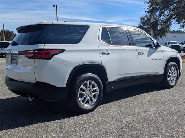 2023 Chevrolet Traverse FWD LS