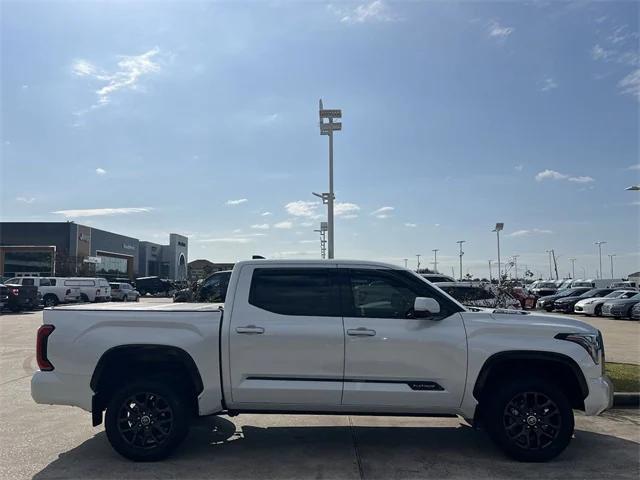 2022 Toyota Tundra Hybrid Platinum