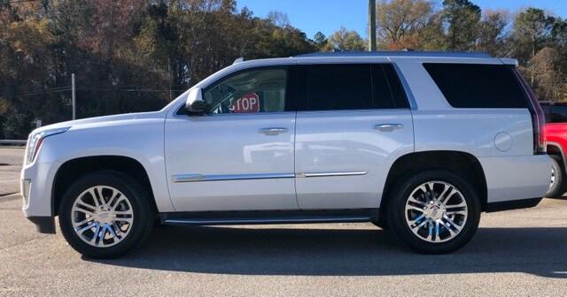 2016 Cadillac Escalade Standard