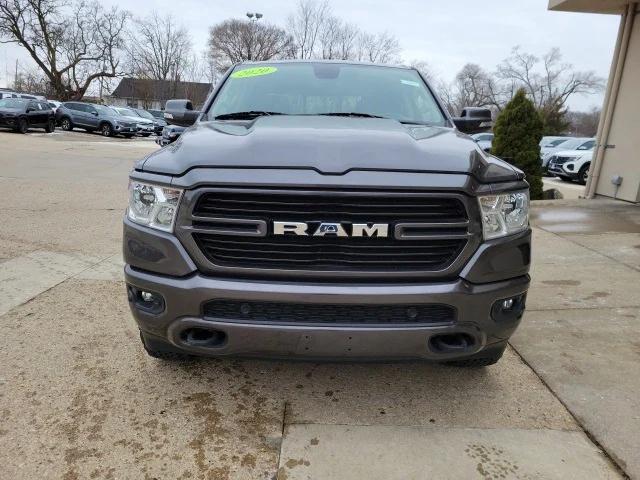 2020 RAM 1500 Big Horn Crew Cab 4x4 64 Box