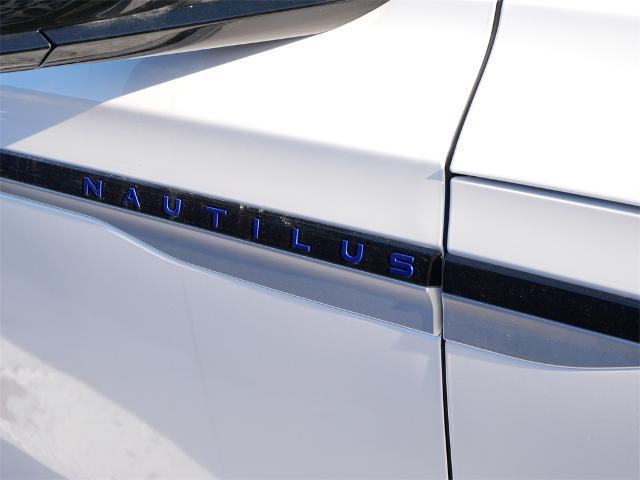 2024 Lincoln Nautilus Reserve
