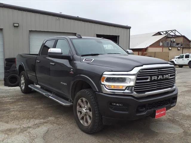 2022 RAM 3500 Laramie Crew Cab 4x4 8 Box