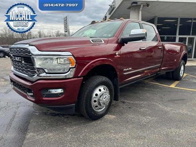 2019 RAM 3500 Limited Crew Cab 4x4 8 Box