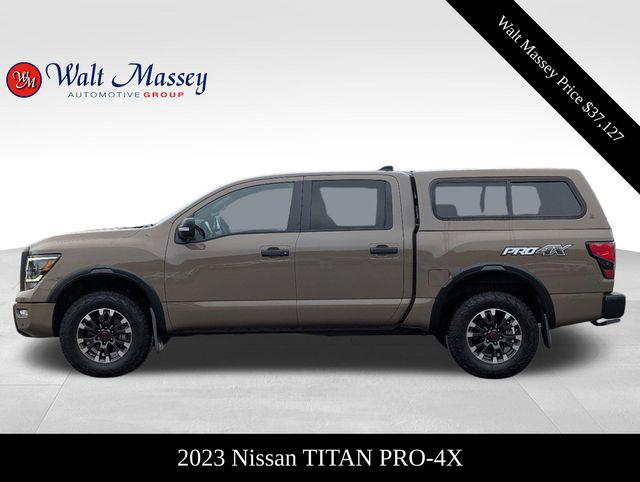 2023 Nissan TITAN Crew Cab PRO-4X 4x4