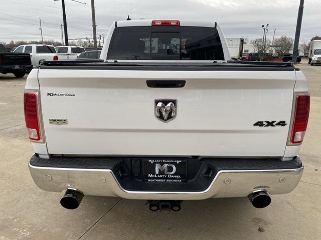 2017 RAM 1500 Laramie Crew Cab 4x4 57 Box