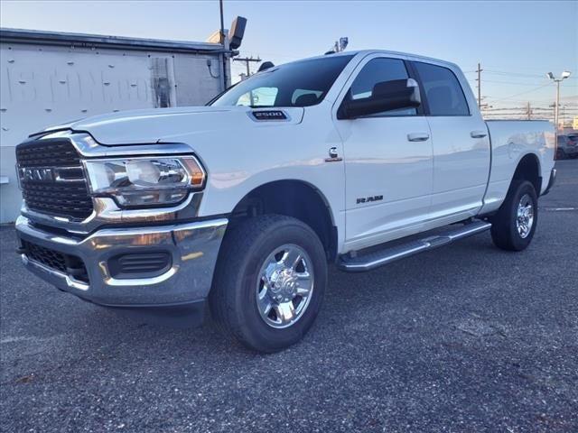 2022 RAM 2500 Big Horn Crew Cab 4x4 64 Box