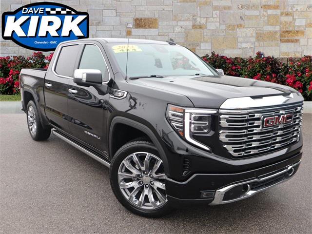 2023 GMC Sierra 1500 4WD Crew Cab Short Box Denali