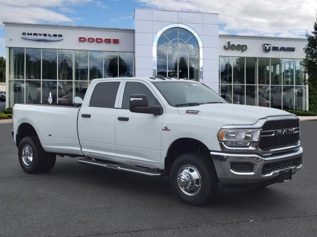 2024 RAM Ram 3500 RAM 3500 TRADESMAN CREW CAB 4X4 8 BOX