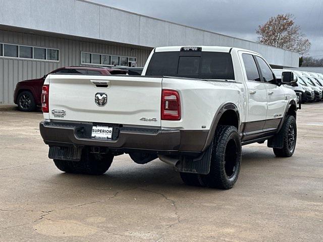 2020 RAM 3500 Laramie Longhorn Crew Cab 4x4 8 Box