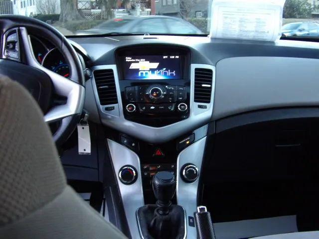 2013 Chevrolet Cruze ECO Manual