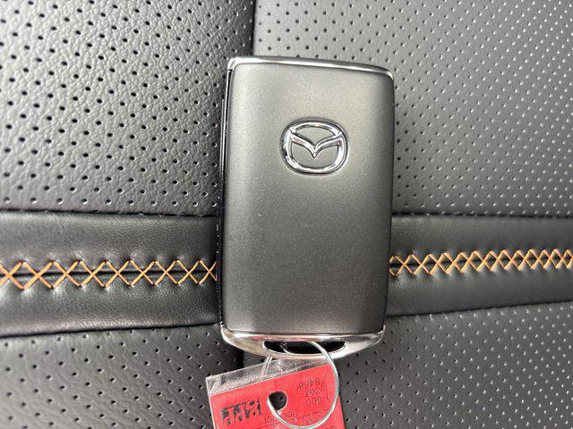 2025 Mazda CX-50 Hybrid Premium Package