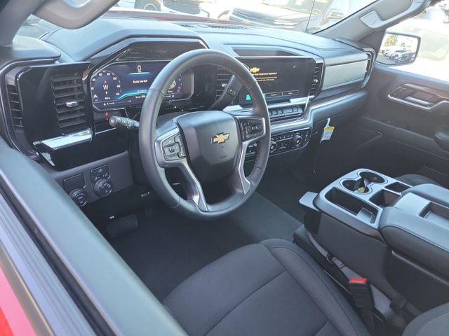 2025 Chevrolet Silverado 1500 2WD Crew Cab Standard Bed LT