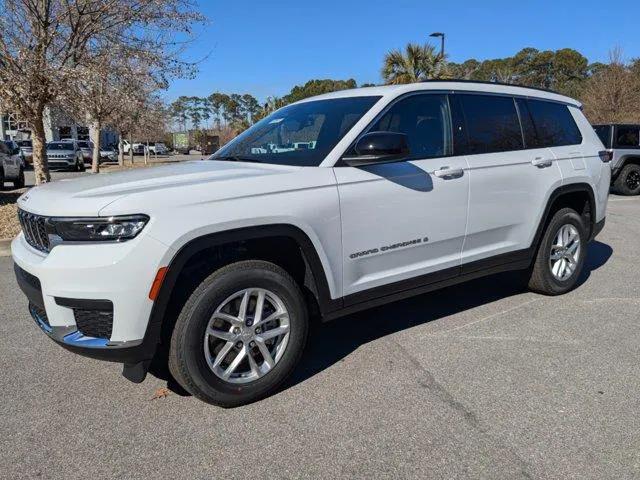 2025 Jeep Grand Cherokee GRAND CHEROKEE L LAREDO X 4X4