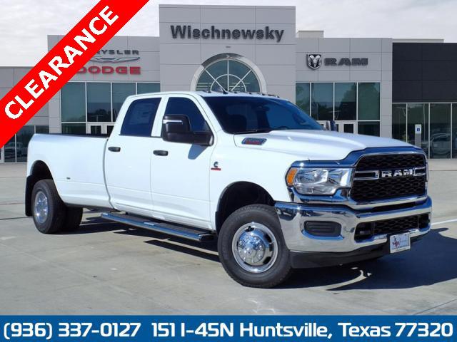 2024 RAM Ram 3500 RAM 3500 TRADESMAN CREW CAB 4X4 8 BOX