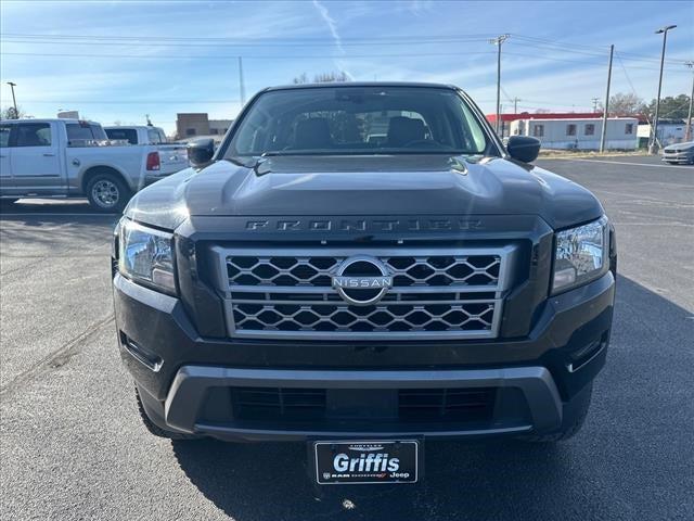 2022 Nissan Frontier Crew Cab SV 4x2