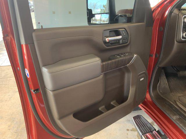 2022 GMC Sierra 2500HD 4WD Crew Cab Standard Bed Denali
