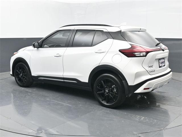 2023 Nissan Kicks SR Xtronic CVT