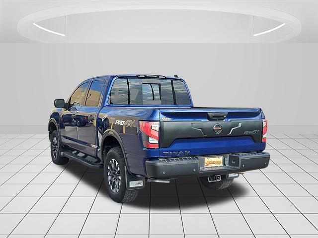 2021 Nissan TITAN Crew Cab PRO-4X 4x4