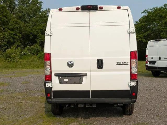 2025 Ram ProMaster Cargo Van SLT High Roof 136" WB