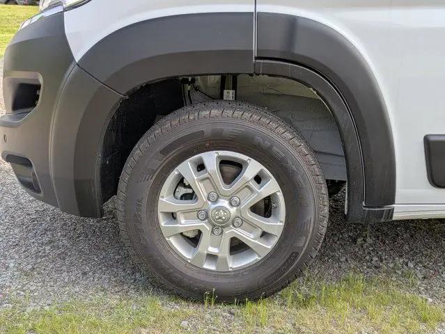 2025 Ram ProMaster Cargo Van SLT High Roof 136" WB