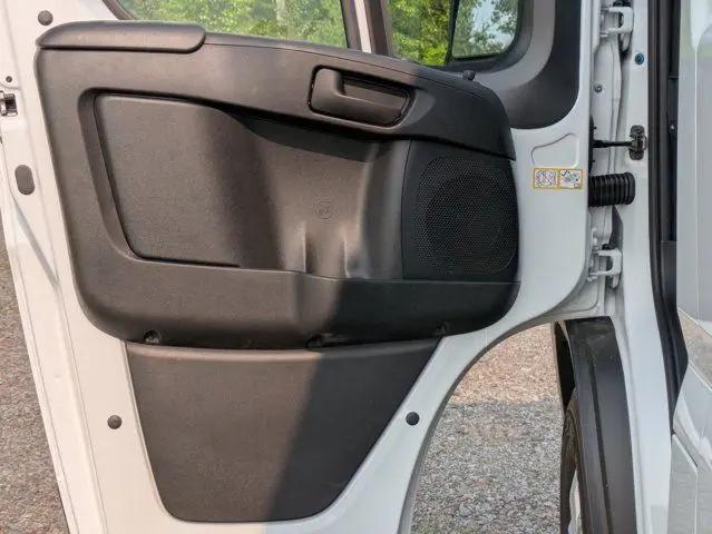 2025 Ram ProMaster Cargo Van SLT High Roof 136" WB