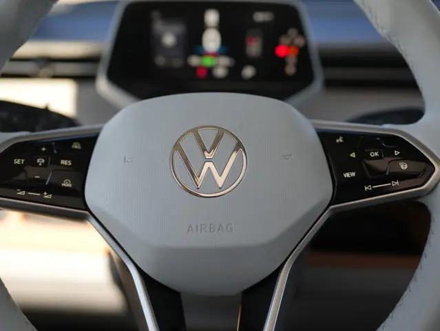 2025 Volkswagen ID. Buzz 1st Edition with 4MOTION