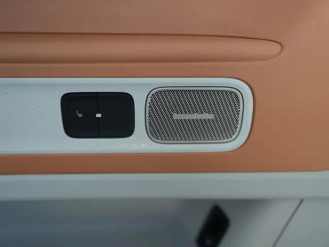 2025 Volkswagen ID. Buzz 1st Edition with 4MOTION