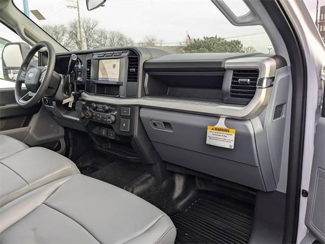 2024 Ford 600 XL