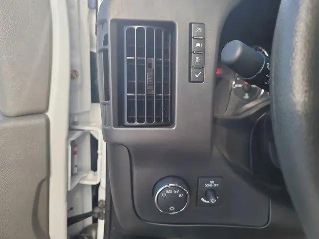 2024 Chevrolet Express Cutaway 4500 Van