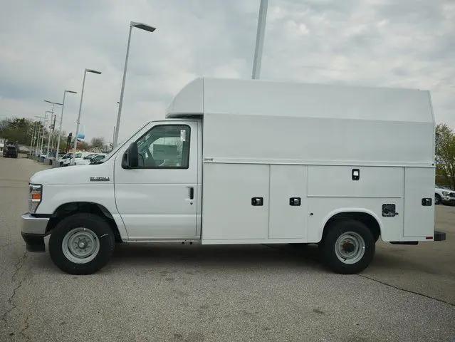2025 Ford E-350 Cutaway E-Series Cutaway